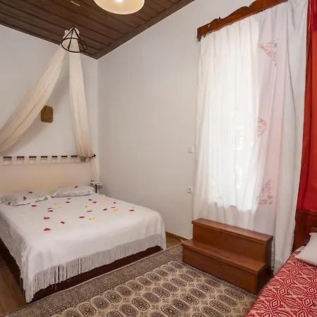 Drakona * Keramia (Chania)